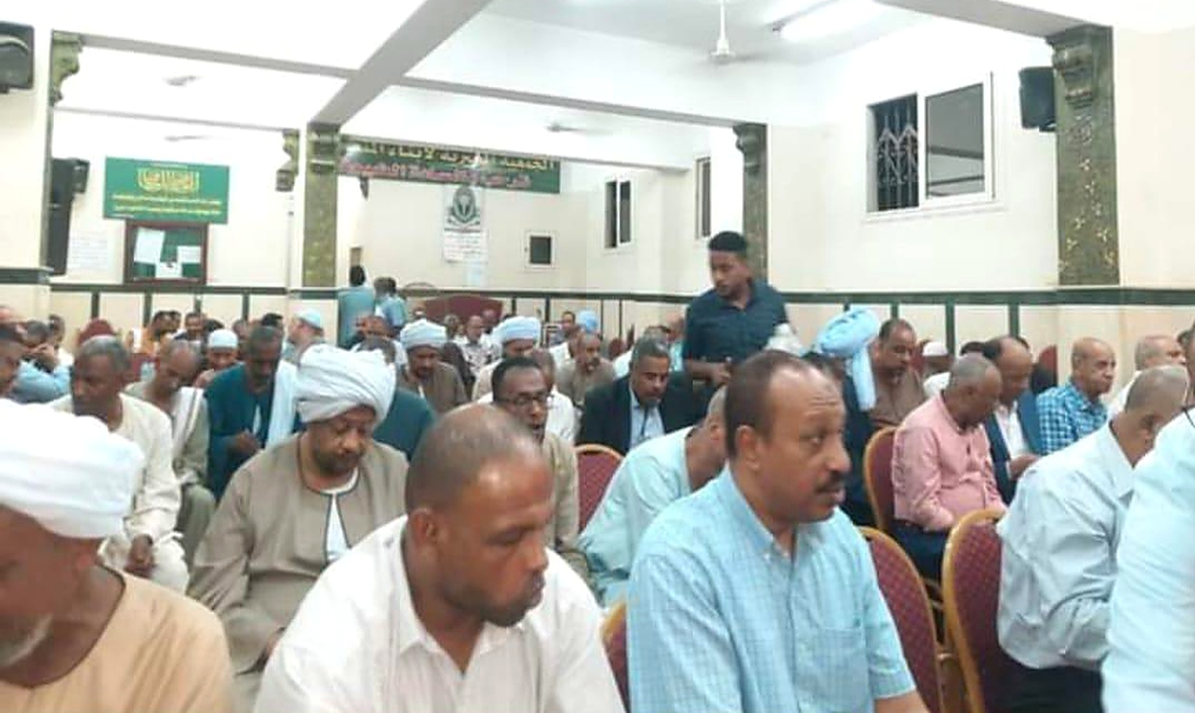 مؤتمر جامع في مسجد القرية